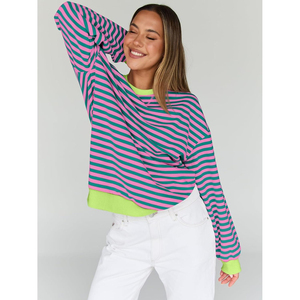 Sweat-shirt tricoté imprimé pour femme 2026 – Collection Hiver Streetwear – Polyester – Couleurs personnalisables – Séchage rapide – Respirant – Coupe courte - Product Image 3