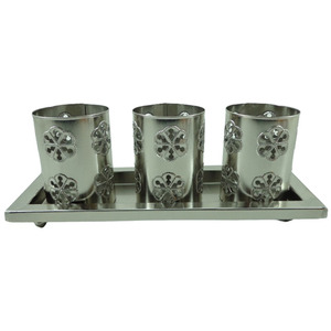 Plateau Rectangle Avec Trois Vases À Fleurs En Nickel Antique Argent Décoration Articles Ménagers Bureau Restaurants Hôtels Intérieur Maison - Product Image 1