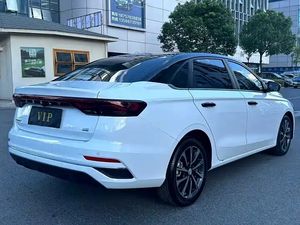 Geely Emgrand 4.ª Generación 2025 1.5L CVT Flagship - Product Image 3