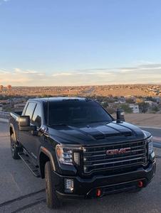 รถ GMC Sierra 2500 AT4 ปี 2020 ใหม่ล่าสุด ภายในสีเข้ม พวงมาลัยซ้าย เครื่องยนต์ 8 สูบ ขับเคลื่อน 4 ล้อ พร้อมสิทธิพิเศษในการจัดส่ง - Product Image 2