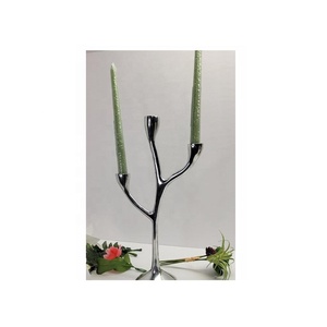 Portavelas de aluminio de tres brazos de alta calidad, candelabros modernistas de aluminio fundido sólido pesado para decoración del hogar - Product Image 5