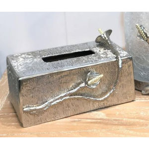 Fabriqué à la main moderne feuille de gland élégant porte-boîte à mouchoirs en laiton martelé pour salon bon prix porte-mouchoirs en métal décoratif - Product Image 3