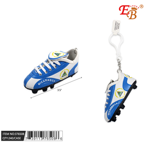 Llavero de Zapato de Fútbol Eb Nicaragua de 3.5 Pulgadas, Accesorio de Plástico Multicolor - Product Image 1
