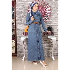 Robe en jean décontractée avec ceinture en cuir - Product Image 1