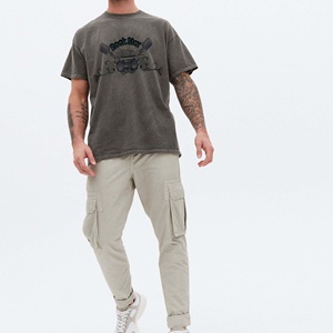 Camiseta personalizada de corte y costura 100% de algodón con estampado gráfico de peso pesado, lavado con ácido de lejía, camiseta Vintage de talla grande para hombre - Product Image 3