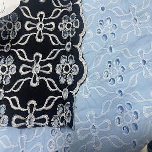 Tissu en popeline de coton avec oeillet brodé Léger 51 '/52' Extensible Utilisation extérieure Techniques non tissées unisexes - Product Image 1