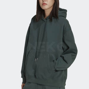 ... Sudadera ligera con capucha para mujer, diseño liso con capucha con cordón y bolsillo tipo canguro, ideal para hacer capas en las estaciones climáticas más frescas - Product Image 6