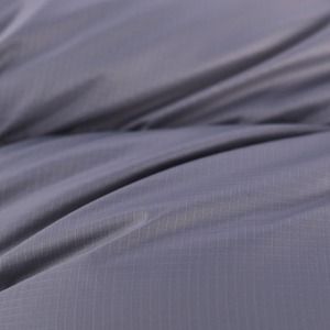 Veste matelassée noire personnalisée avec capuche détachable Nouveau style de vêtements de rue d'extérieur Vestes d'hiver pour hommes - Product Image 5