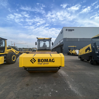 Compacteur à tambour unique BOMAG BW226D5CL puissant pour travaux de terrassement et de construction, 154 kW, double entraînement hydraulique, largeur de travail 2130 mm