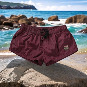 Pantalones cortos deportivos de malla de poliéster a la moda para el hogar para hombre 2025, pantalones deportivos cómodos de Color sólido para correr para primavera y verano - Product Image 1