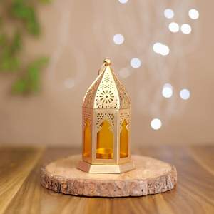 Farol de Ramadán de Metal de Estilo Marroquí Clásico para Iluminación Decorativa que Mejora el Atractivo Festivo del Hogar - Product Image 2