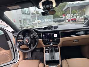Porsche Macan SUV Crossover 2025 Usado en Excelentes Condiciones - Product Image 2