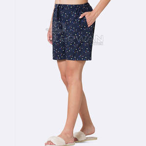 Pantalones cortos transpirables de color sólido para mujer, ropa de calle de diseño personalizado, pantalones cortos de mujer de gran tamaño de alta calidad - Product Image 5