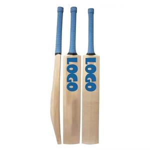 Bâtons de cricket en bois d'ulme anglais - Légers, personnalisables avec des autocollants et un logo, durables pour les matchs - Product Image 3