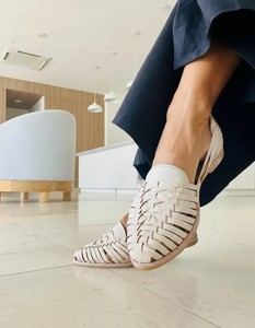 Chaussures plates décontractées pour femmes en cuir véritable faites à la main, mocassins tressés à enfiler avec semelle intérieure légère, respirante et antidérapante - Product Image 4