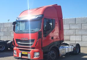 Tracteur Iveco Stralis AT440S46TZ 4x4 d'occasion 2015, super propre, avec transmission automatique de plus de 450 ch, capacité de charge de 31-40 tonnes - Product Image 3