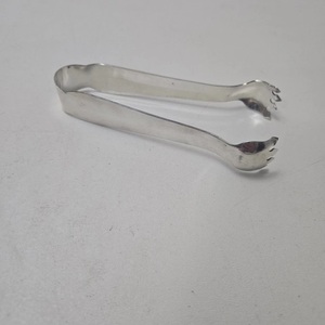 Elegant Bar <b>Ice</b> <b>Tongs</b> with Secure Grip Scalloped Tips Smooth Control for Cocktails Parties Home Bars and Professional Use - Product Image 3