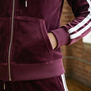 Haut de survêtement en molleton épais pour femme, sweat à capuche zippé marron, logo personnalisé du fabricant, broderie 3D sur le devant, design personnalisable - Product Image 5