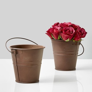 La última maceta de flores de diseño antiguo Top Trending Metal hecho a mano martillado diseño oro acabado maceta de flores para la venta - Product Image 5