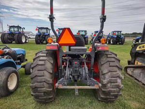 Tractor usado 2015 Kubota MX5200 con horas bajas para la venta - Product Image 2