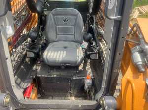 2017 Chargeuse compacte TR270 pour chargeuse sur chenilles Case Efficient avec moteur puissant pour une utilisation polyvalente sur le chantier - Product Image 6