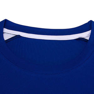 Uniforme de Fútbol Personalizado de Alta Calidad Hecho en Fábrica con Logotipo Impreso, 100% Poliéster, Impresión por Sublimación, Corte Automatizado - Product Image 3
