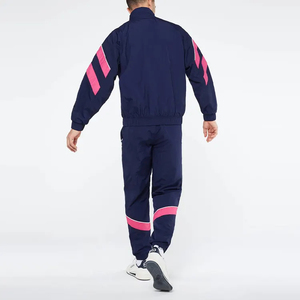 Ensemble de survêtement décontracté pour homme en deux pièces pour l'hiver 2025, coupe-vent en polyester, ensemble de sport, doublure en mesh, tissu polaire pour jogging, logo imprimé - Product Image 4