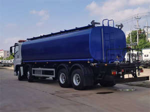 Camión Cisterna de Agua Usado 8x4 de 20cbm, 350HP Diésel, Hecho en China - Product Image 5