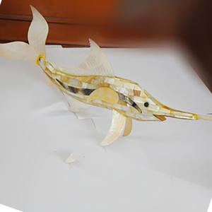 Ornement de poisson en coquillage de Bali Art SEASHELL JEWELRY, écologique, motif poisson de 50 cm, art pour la décoration intérieure, emballé dans une boîte de Bali Art - Product Image 2