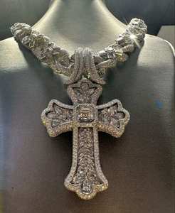 Collier avec pendentif en forme de croix iris en moissanite de 12 carats, de qualité supérieure, fabriqué à la main en argent sterling 925, coupe brillante - Product Image 3