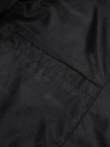 Chaqueta Cortavientos con Capucha Negra para Correr al Aire Libre, Impermeable y Resistente al Viento, con Cierre de Cremallera y Cuello Alto para Hombre, Diseño Personalizado OEM - Product Image 4