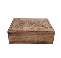 Fabricant fiable Boîte à cartes en bois personnalisée avec nom gravé Cadeau parfait pour les amateurs de jeux et les collectionneurs partout