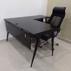 Bureau en L HBCO015 140x150cm, style minimaliste de luxe, système CONE, pieds en acier, mélamine, pour bureau ou chambre, assemblage requis - Product Image 6