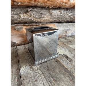 Elegante Portarrollos de Papel Higiénico de Metal Color Plata con Diseño de Soporte Único, Accesorio Moderno para Baño que Brinda Comodidad y Estilo - Product Image 1