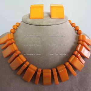 Top classement produits les plus populaires bijoutier pendentif colliers résine époxy pendentif résine bois pour colliers - Product Image 2