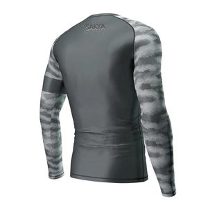 Chemise de compression unisexe à manches longues UPF50 respirante en polyester et élasthanne pour le Jiu Jitsu et le MMA, avec logo personnalisé - Product Image 3