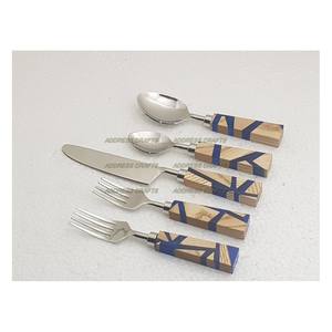 Set de couverts en acier inoxydable de style américain manche en résine et bois pour l'artisanat indien Articles de fête pour mariage Set de couverts d'occasion - Product Image 5