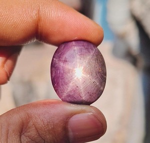 Natural Star <strong>Ruby</strong> Six Ray Line Star <strong>Ruby</strong> Cabochon Star <strong>Ruby</strong> Gemstone Beautiful Hand Making Good Quality For Oval Shape Gemstone
