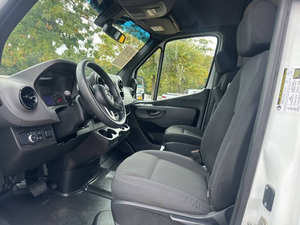 Occasion 2023 Me-rce-des-Be-nz Spri-nter 2500 - Product Image 2