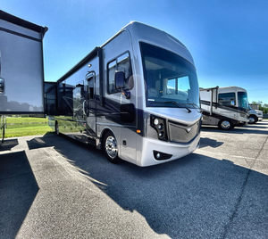 พร้อมส่งมอบ รถบ้านมือสอง ปี 2022 2023 2020 Fleetwood Pace Arrow RV ขนาด 40 ฟุต รถบ้านเคลื่อนที่ ไมล์น้อย - Product Image 5