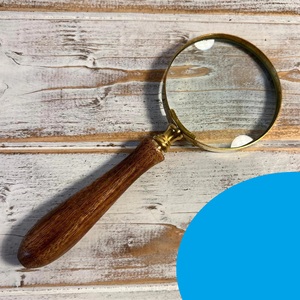 Antique-Look Magnifying Glass Polished Handle Metal <b>Frame</b> for Home Decoration for Collectors Reading Study Spaces Anniversaries - Product Image 6