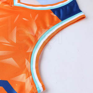 Conjunto de uniforme de softbol de baloncesto personalizado de alta calidad para hombres Nuevo diseño elegante ajustado Baloncesto de moda transpirable - Product Image 3