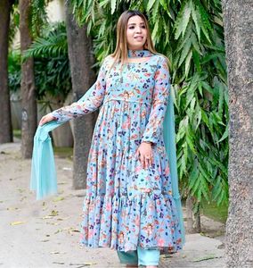 Prêt-à-porter haut Georgette femmes indien traditionnel longue robe Dupatta ensemble impression numérique travail entièrement cousu Occasions spéciales - Product Image 4