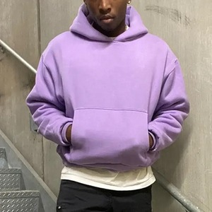 Sweat à capuche pour homme en polyester/coton de haute qualité sans fil avec techniques brodées pour l'automne - Product Image 1