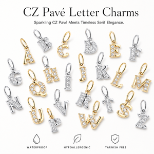 จี้ตัวอักษร CZ Pavé |   จี้ตัวอักษรประดับเพชรซิร์คอน ชุบทอง 18K PVD บนสแตนเลสสตีล |   กันน้ำและไม่หมองคล้ำ - Product Image 1
