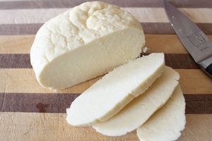 Wholesale Premium Mozzarella Cheese, 40% Fat Approx. 15 KG Blocks - Product Image 4