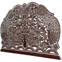 Tête de lit artisanale Smart Art en bois sculpté, motif Paon Reine, éclairée et réglable en hauteur, finition blanchie à la chaux, en bois d'ingénierie à motifs floraux