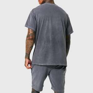 Tenues d'été pour hommes, survêtement décontracté de grande taille 2 pièces délavé à l'acide, ensemble de t-shirts et de shorts à manches courtes - Product Image 2