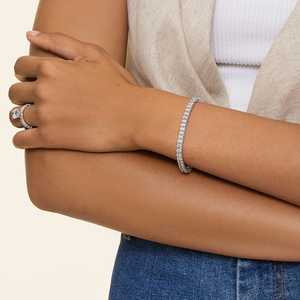 Pulsera de tenis de plata de ley con diamantes cultivados en laboratorio de corte princesa, certificada por IGI, elegante y a la moda para cada ocasión - Product Image 4