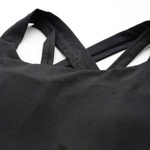 บราออกกำลังกายที่ให้ความรู้สึกนุ่มสบายและรองรับอย่างอ่อนโยน พร้อมความยืดหยุ่น สวมใส่สบาย และโครงสร้างที่มั่นคง - Product Image 4